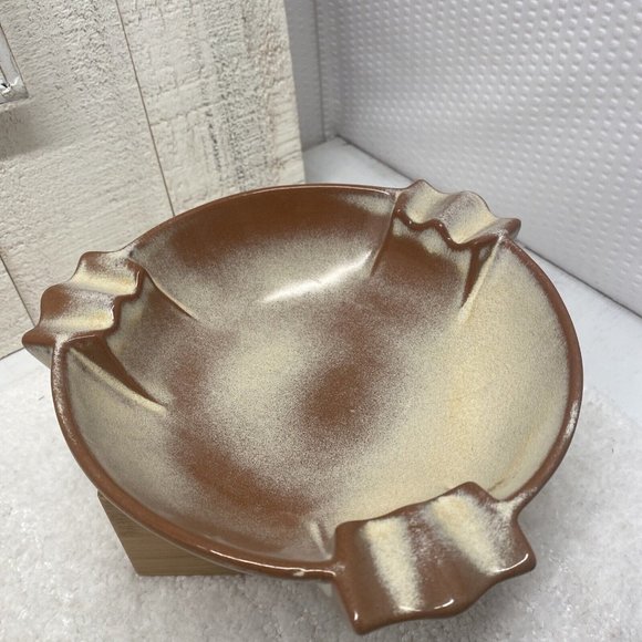 VTG. FRANKOMA  ASHTRAY #458 Tan Brown Excellent Condition 7" Diameter - Picture 2 of 6